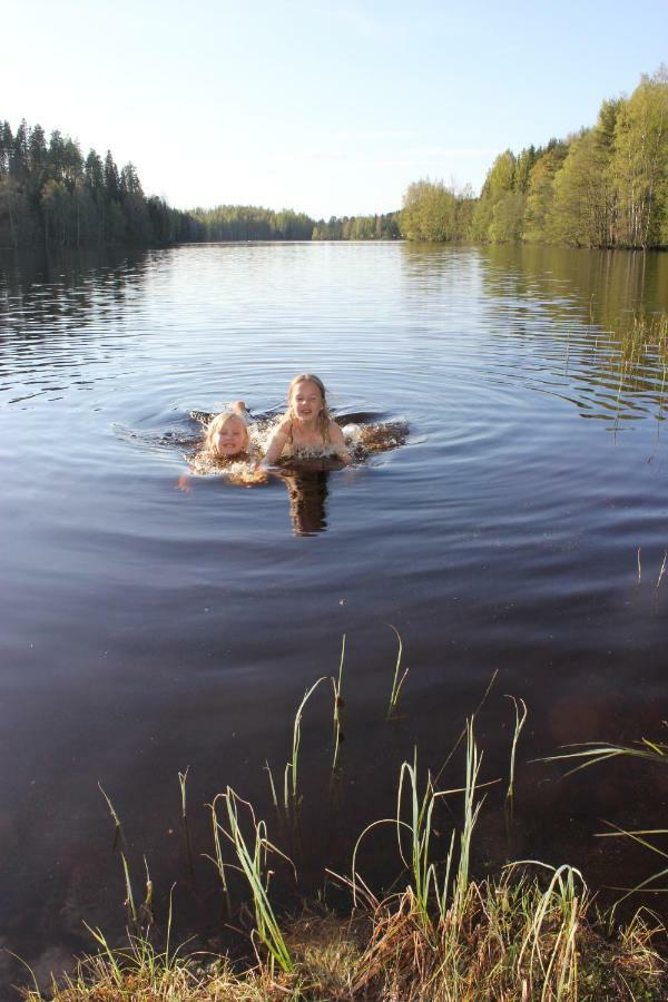 Menninkaeinen Cottage Rutalahti Экстерьер фото